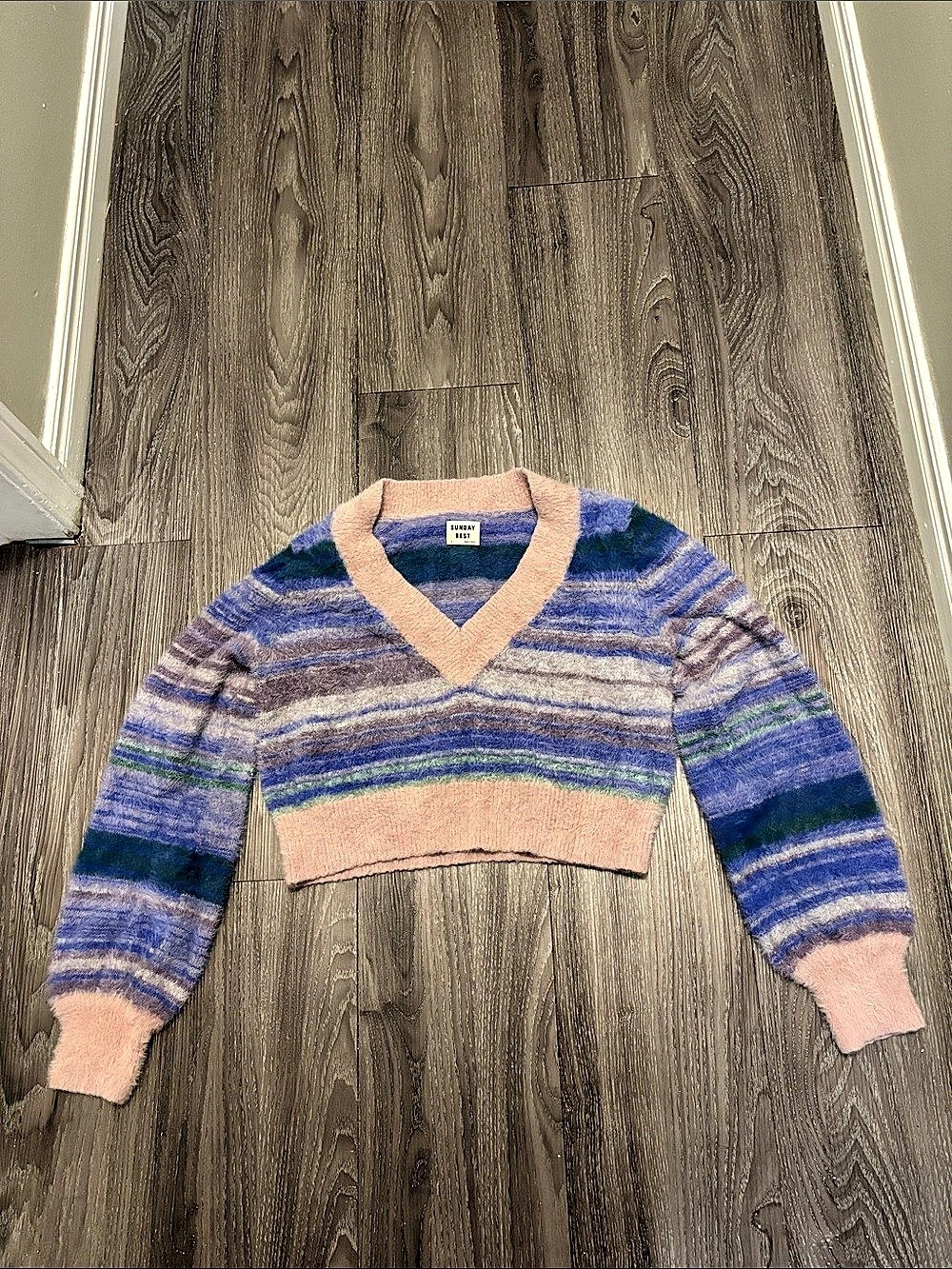 Sunday Best Fuzzy Cropped V-Neck Sweater Blue & Pink